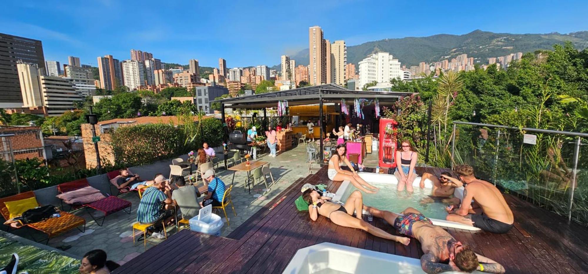 Viajero Medellin Hostel Экстерьер фото