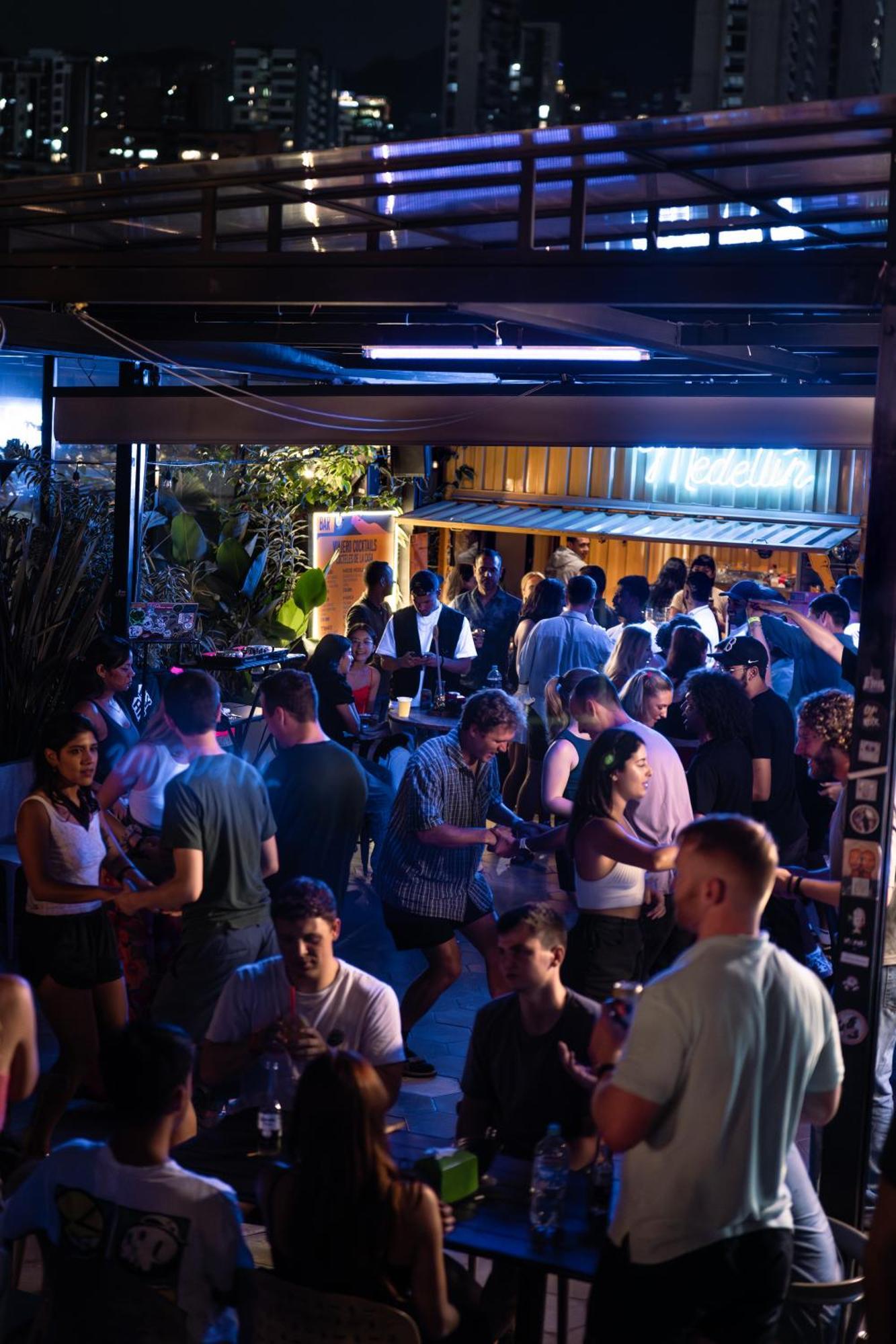 Viajero Medellin Hostel Экстерьер фото